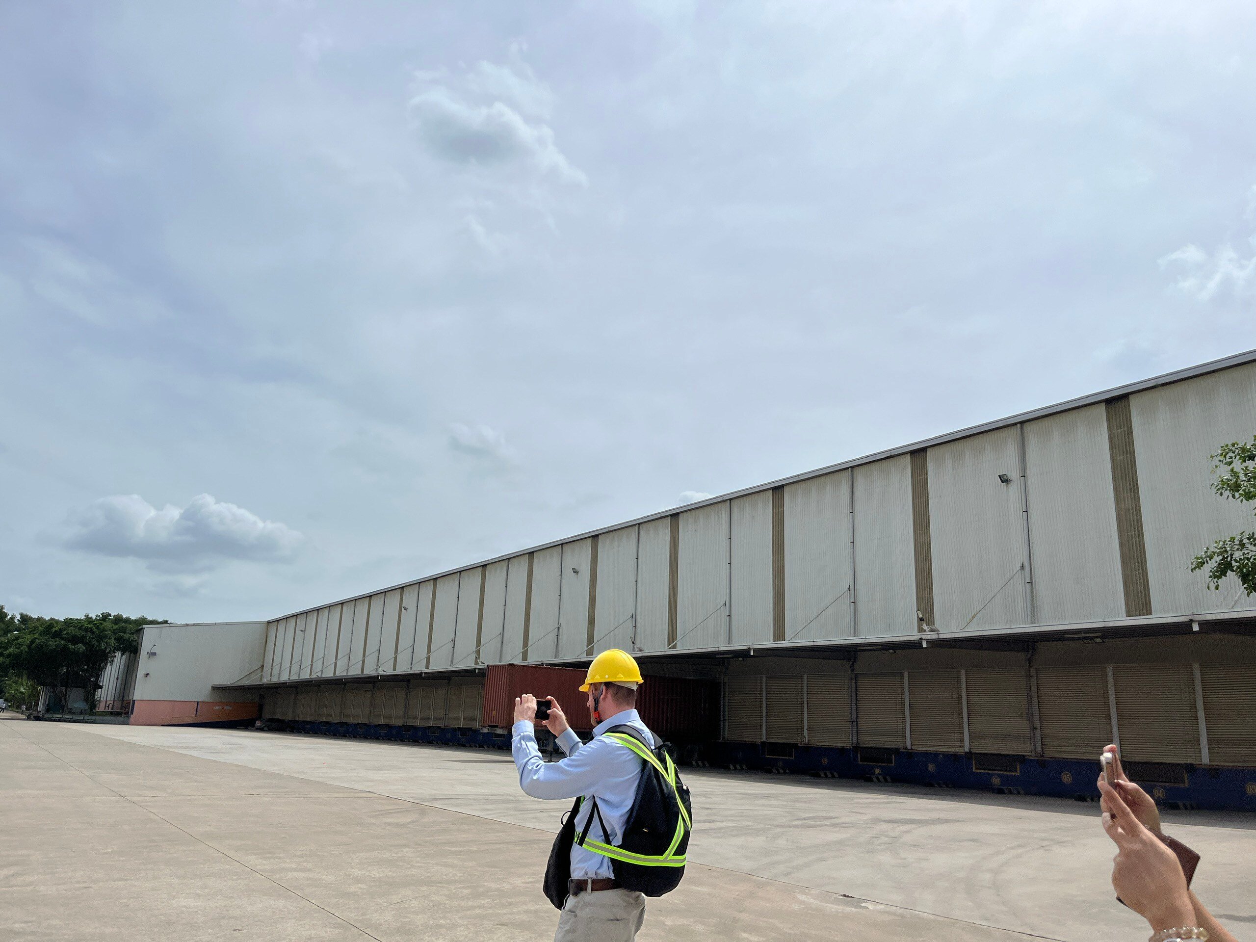 Factory tour with Agri Sung